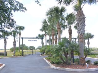 108 Secretariat Ln, Lake Placid, FL 33852