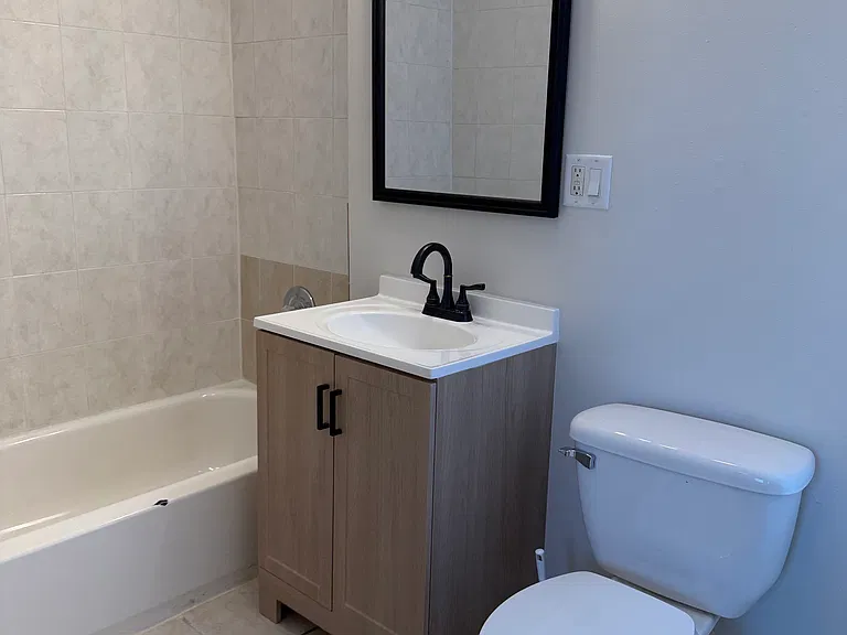 454 N Hamlin Ave #3 — Photo 11