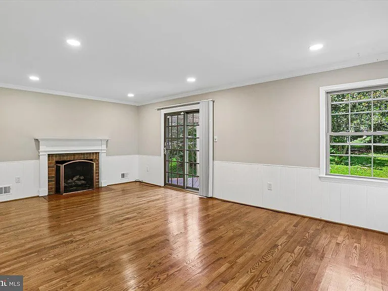 9106 Jones Mill Rd — Photo 8