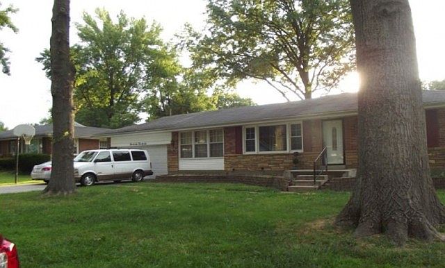 1st image of 9626 Hemlock Dr