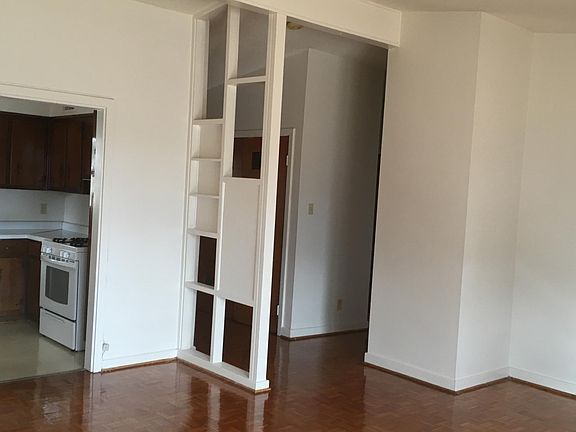 3rd image of 5463 Apricot Dr