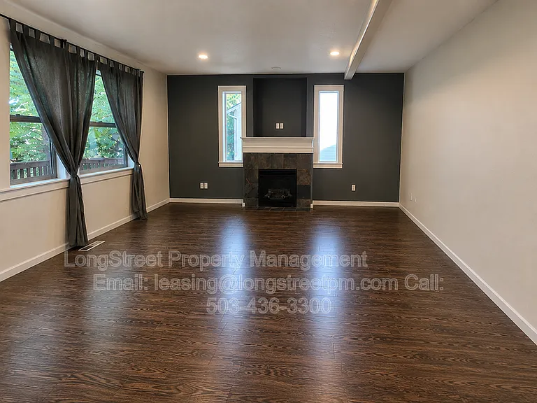 14607 SE Crystal St — Photo 8
