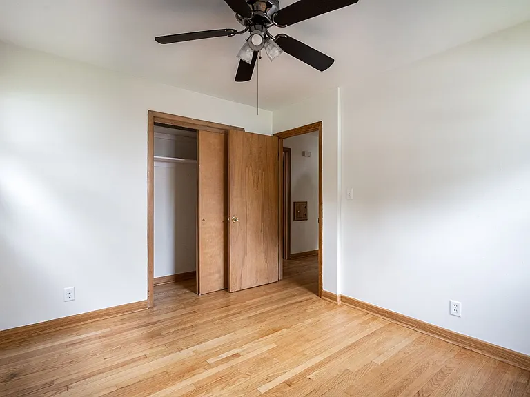 422 Gascoigne Dr — Photo 12