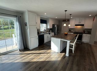 (Undisclosed Address), Fremont, NH 03044