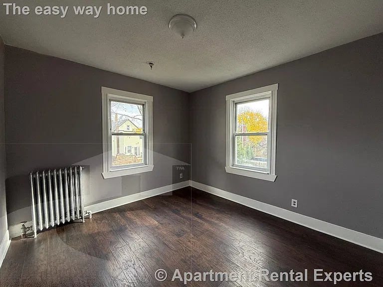 194 Sherman St — Photo 11