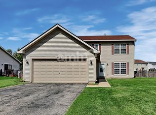 507 May St, Plano, IL 60545