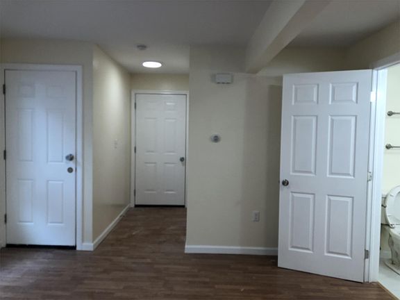 4th image of 27 Kossuth St #1