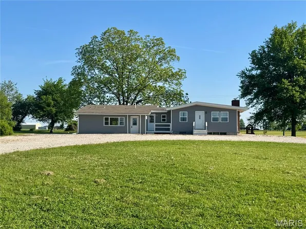 405 E Main St, Lewistown, MO 63452