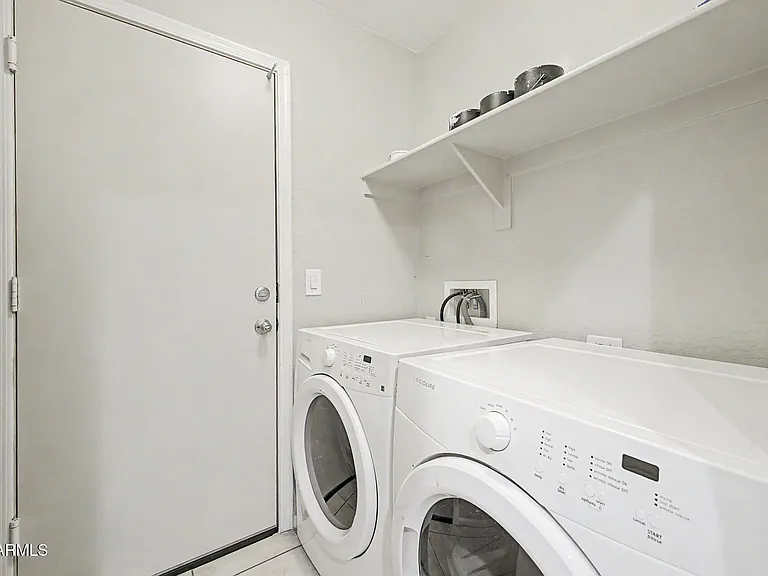 1947 N 77th Gln — Photo 23