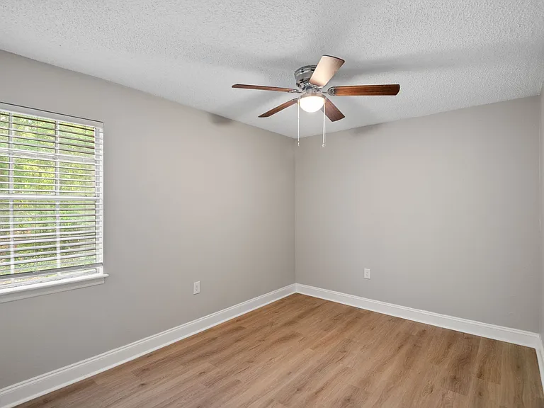 Arbor Landing Apartments — Photo 8