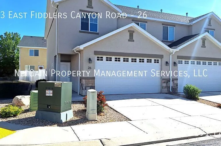173 E Fiddlers Canyon Rd #26 — Photo 2