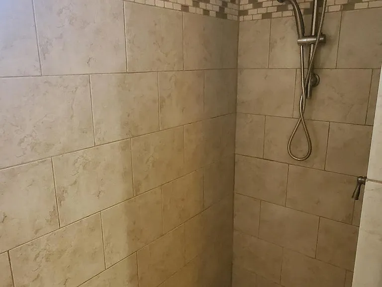 708 Hidden Valley Rd #708 — Photo 2