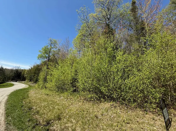 274 Deerfield Hills Road, Morristown, VT 05661