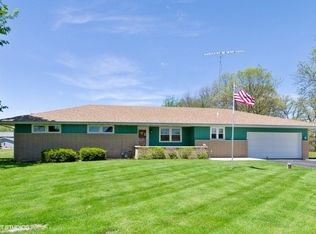 6915 Oak Grove Rd, Harvard, IL 60033