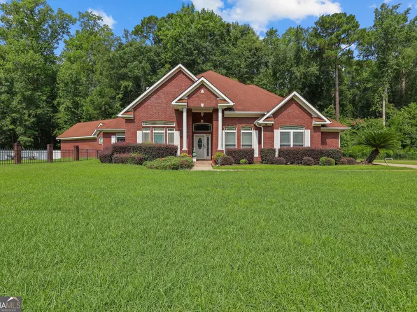 564 Tremain Dr, Hinesville, GA 31313