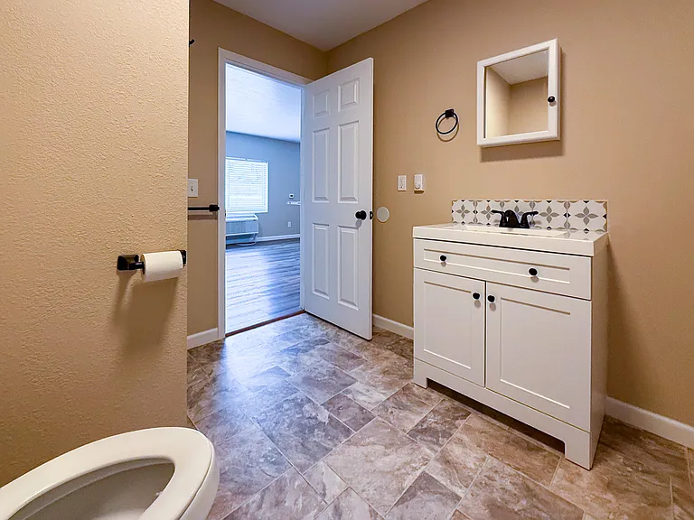 501 E 2nd Ave #3 — Photo 12