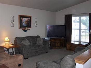 4th image of 218 Parkview Dr