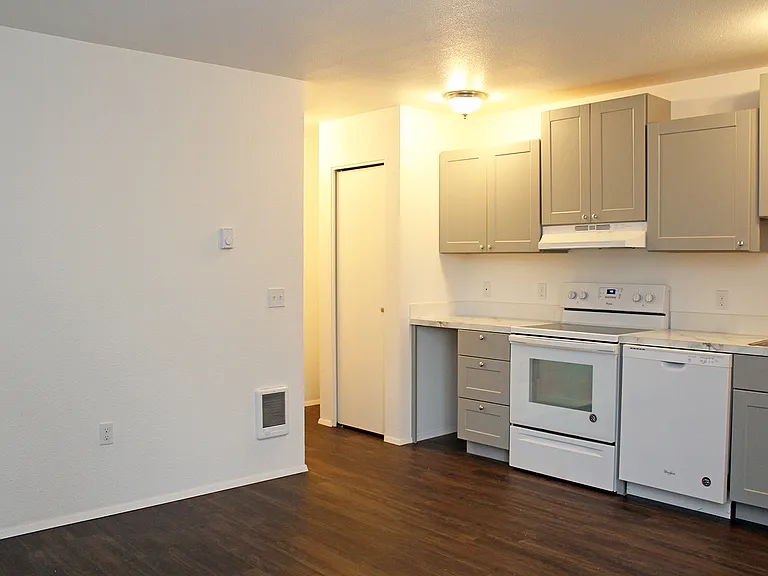 131 - 149 SE 151st Avenue Ascot Fir — Photo 9