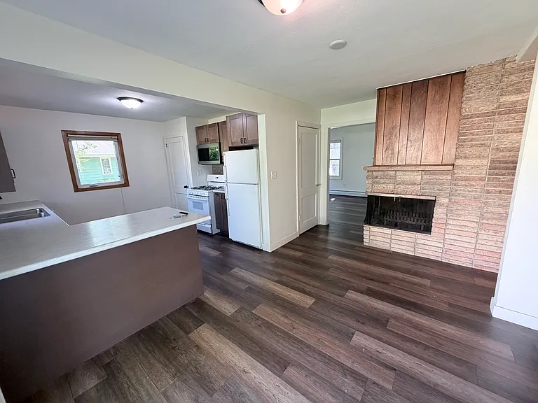 1609 Ash St — Photo 28