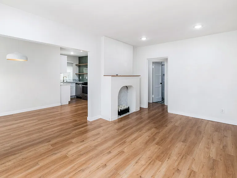 6044 Estelle St — Photo 5