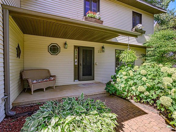 2nd image of 2279 RICKIE DRIVE