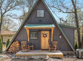 21293 Ridgeview Dr, Garfield, AR 72732