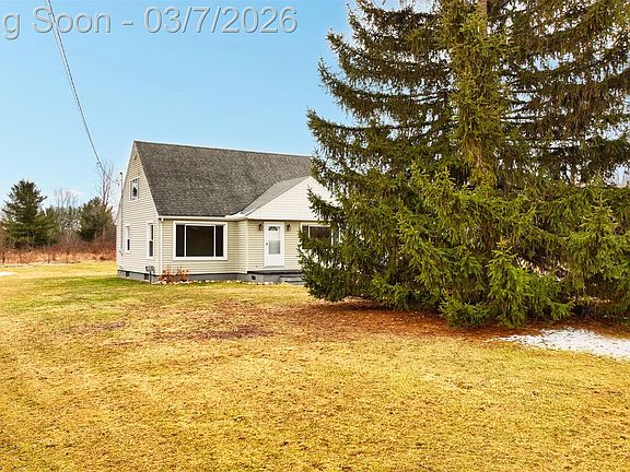 5th image of 4469 W Coldwater Rd