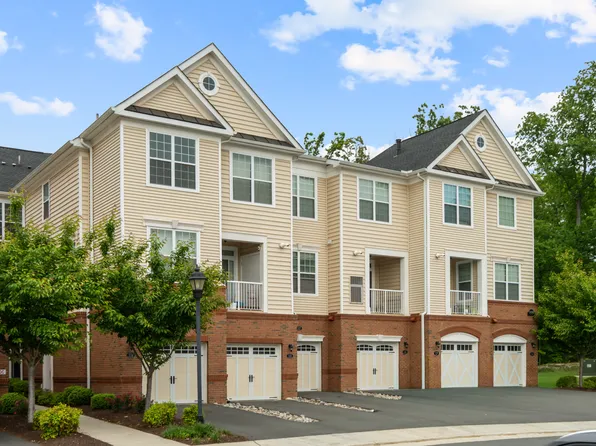 23255 Milltown Knoll Sq Unit 111, Ashburn, VA 20148