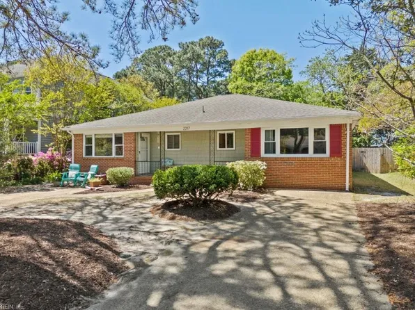 2217 Oak St, Virginia Beach, VA 23451