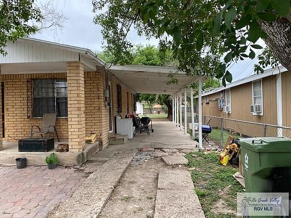 2nd image of 325 Gloria St