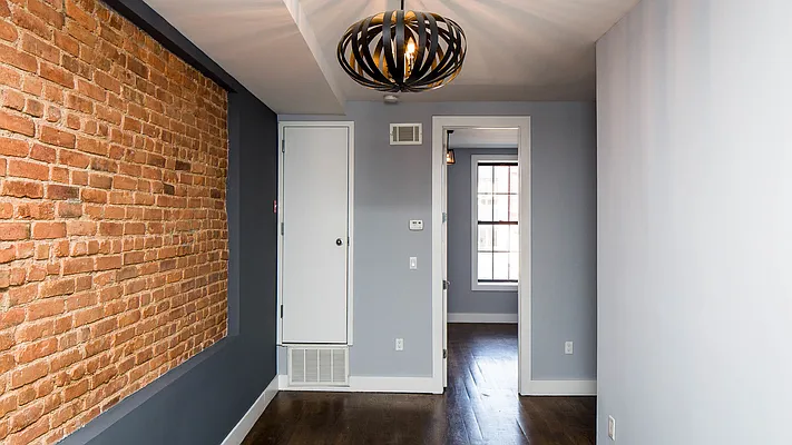 Rented by Nooklyn NYC LLC | media 36