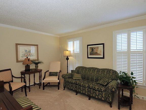 3rd image of 2248 King George Ct