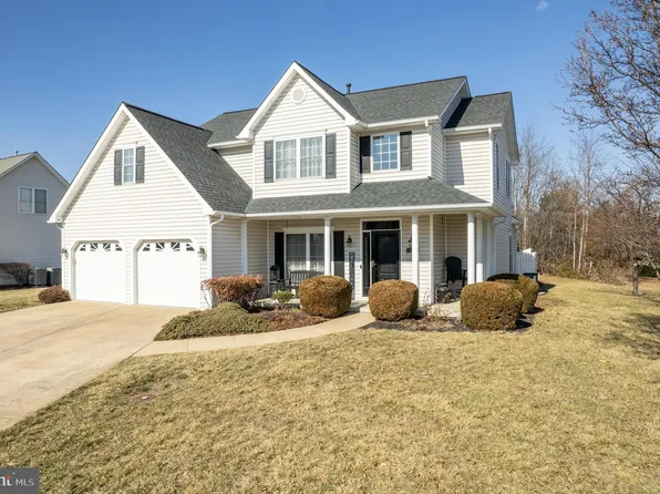 100 New Market Dr, Stephens City, VA 22655