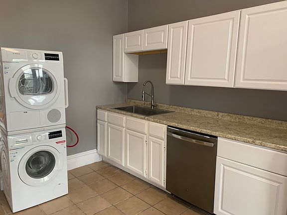 4th image of 2633 W Potomac Ave #2