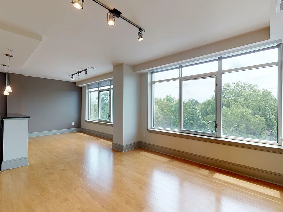 Floor to ceiling windows