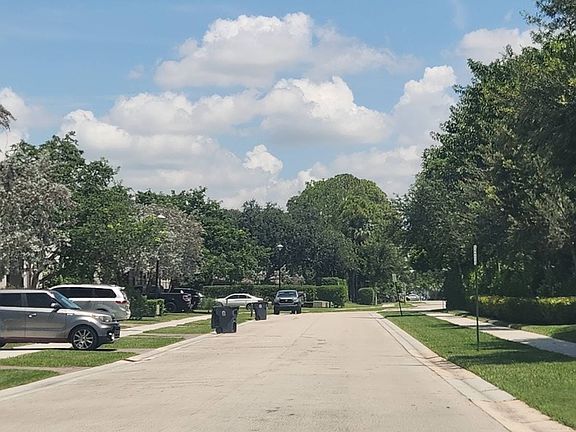 5th image of 6167 Bangalow Dr