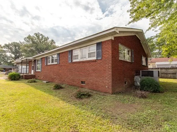 490 Main St E, Savannah, TN 38372