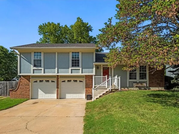 3012 S 48th Dr, Kansas City, KS 66106