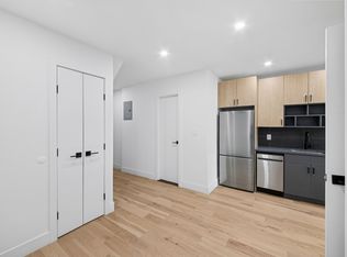 183 Green St APT 2R, Brooklyn, NY 11222