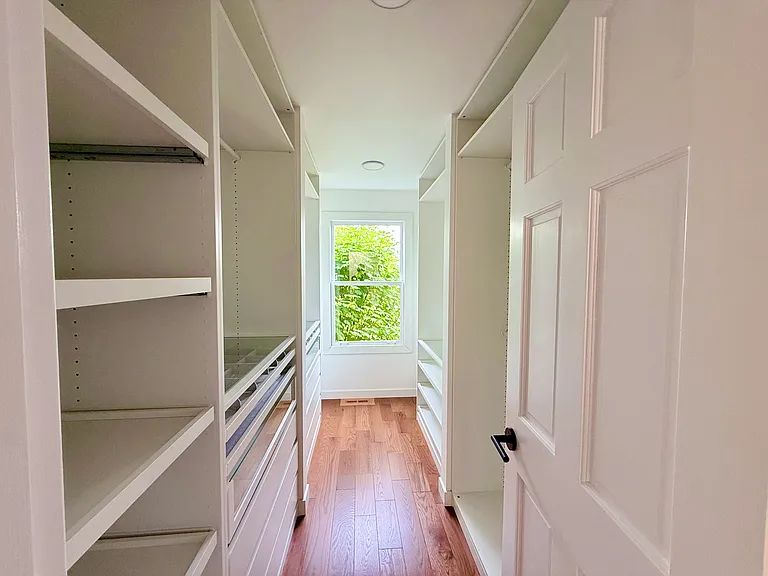 17417 SE 46th Pl — Photo 21