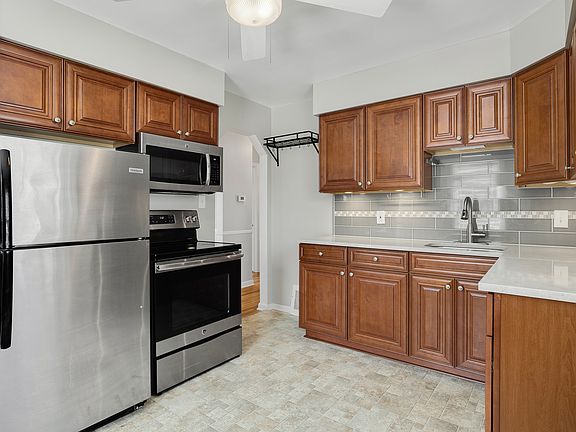 4th image of 3124 N Alexander Ave