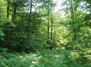 Kerry Rd, Manistee, MI 49660