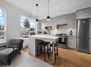 2493 Montrose Ave #220, Abbotsford, BC V2S 3S9