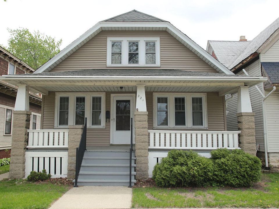 1st image of 221 E Oklahoma Ave