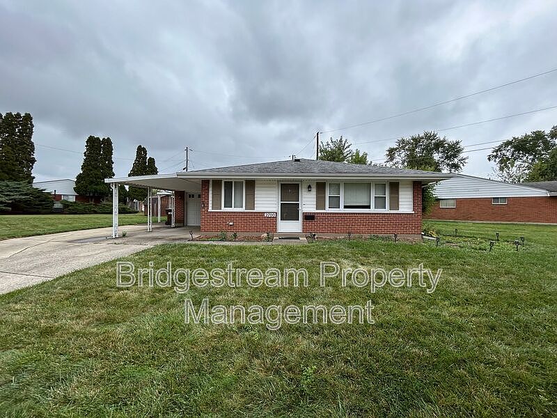 1st image of 2700 Sutton Ave