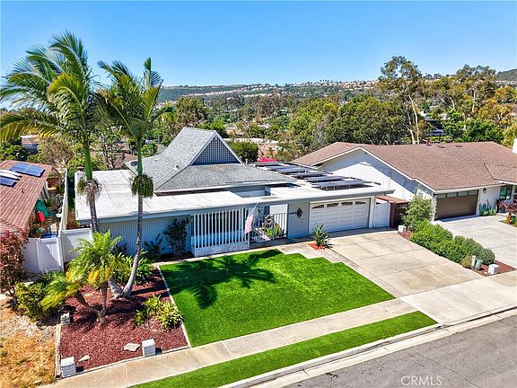 3rd image of 23862 Windmill Ln