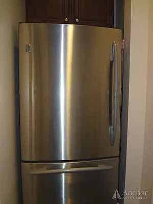 Rented by Anchor Associates | media 9