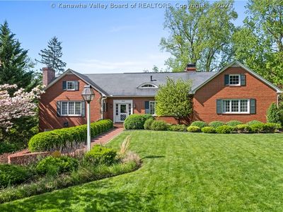 1879 Loudon Heights Rd, Charleston, WV, 25314