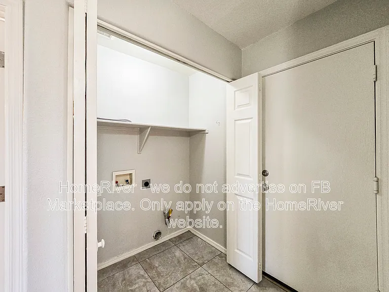 30580 N Maple Chase Dr — Photo 10