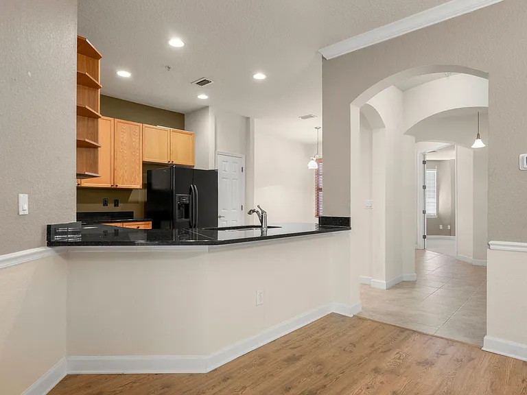 210 Paseo Terraza St #202 — Photo 11